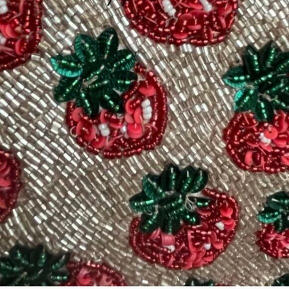 Strawberry Beaded Bag Handcrafted in Indoa Tik Tok Viral NWT - Picture 4 of 8